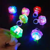 Nessiworld Crystal Design Lampe LED Glow 3 Modes Anneau Rouge 3,5 x 5 cm